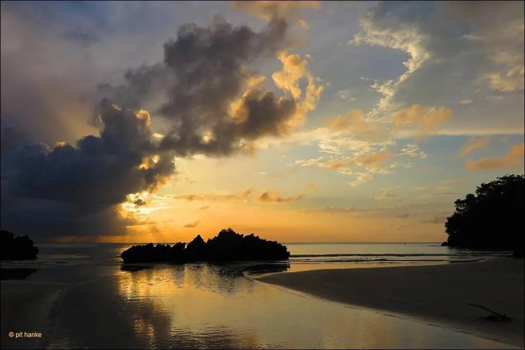 3 Bedroom Beach Front Apt At Playa Bonita Aquamarine Building #202 Las Terrenas 0*,  Dominican Republic