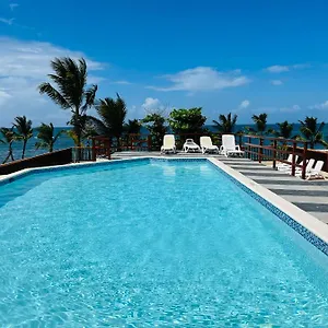 Lovely Beachfront 2 Bedrooms With 2 Pools Apartamento